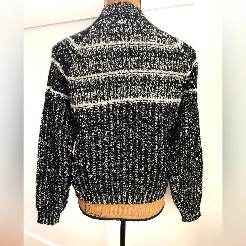 Made in Italy Glam Elegant Pullover Sweater, Gold w Timeless Ivory & Black - Picture 8 of 12